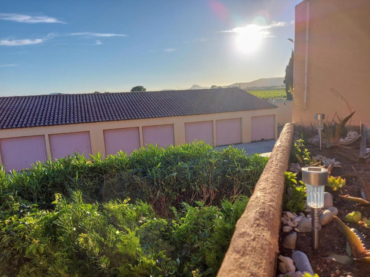Coquet Studio Avec Belle Terrasse Lejlighed La Londe-les-Maures Eksteriør billede