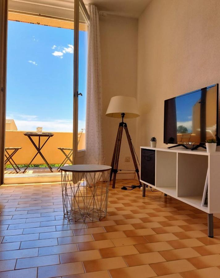 Coquet Studio Avec Belle Terrasse Lejlighed La Londe-les-Maures Eksteriør billede