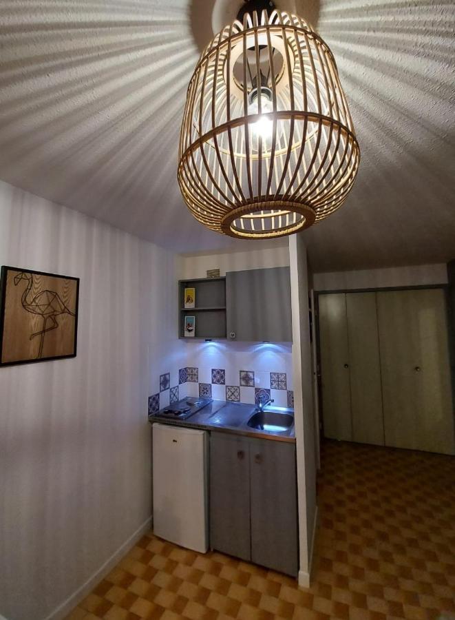 Coquet Studio Avec Belle Terrasse Lejlighed La Londe-les-Maures Eksteriør billede